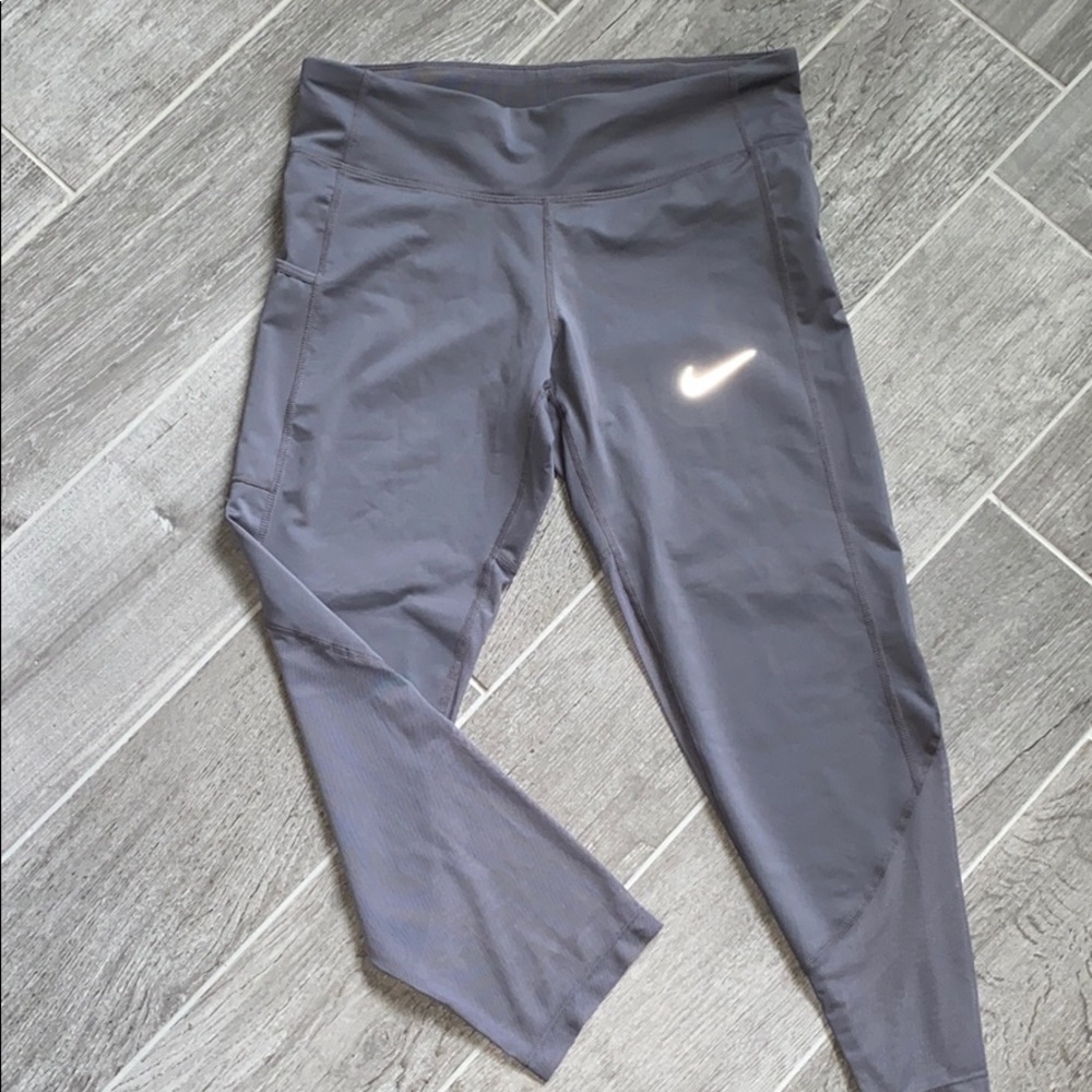 Nike Mesh Capri